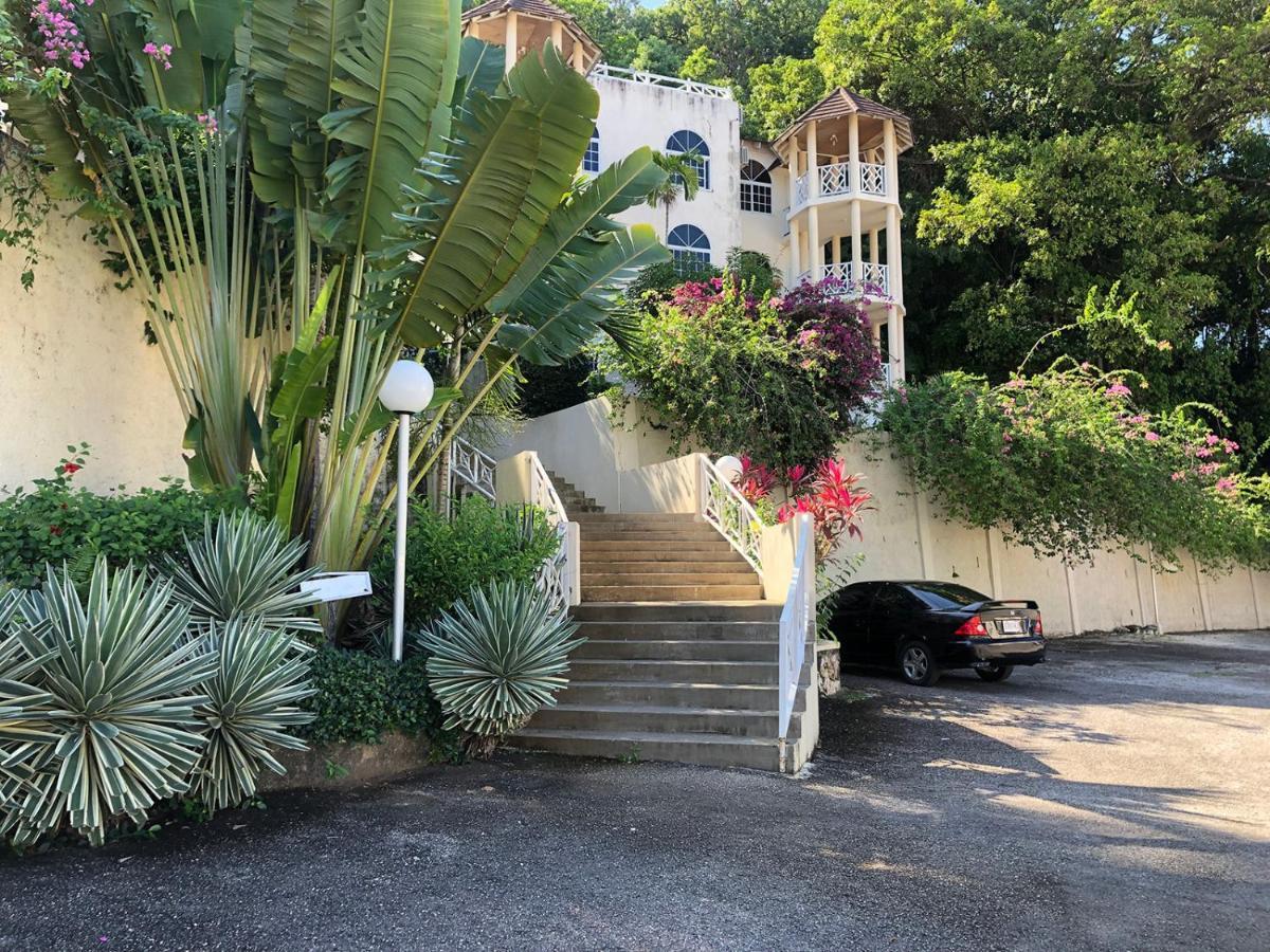 Elegant Condo Awesome View Ocho Rios Dış mekan fotoğraf