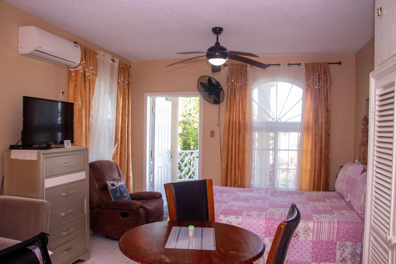 Elegant Condo Awesome View Ocho Rios Dış mekan fotoğraf